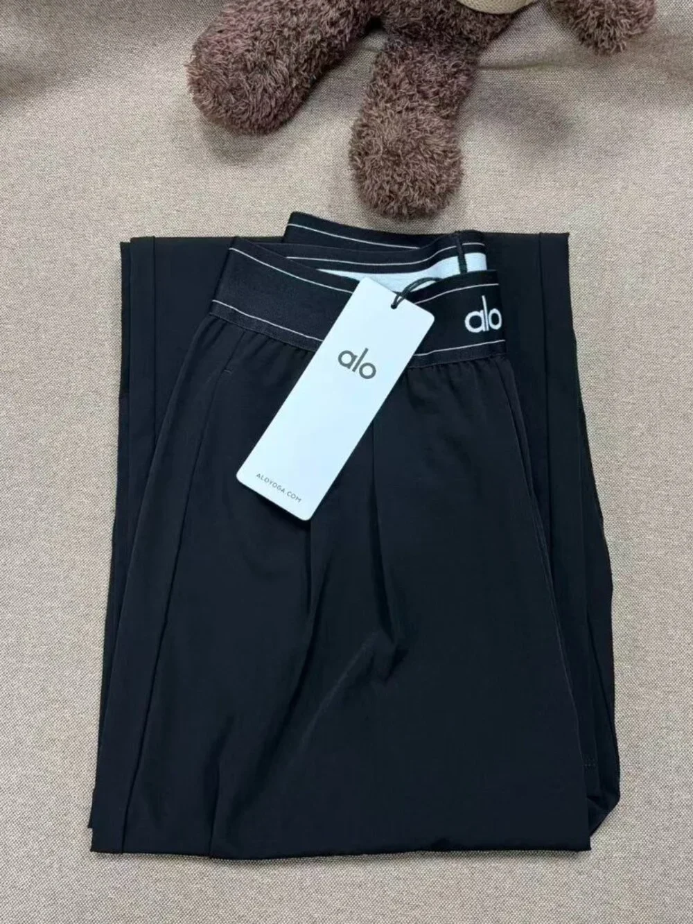 Alo Yoga Suit Up Trouser Black Regular Size 30-inch Inner Seam Length 🖤